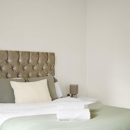 Paddington - 2Br With Balcony - Cityapartmentstay London Exterior foto