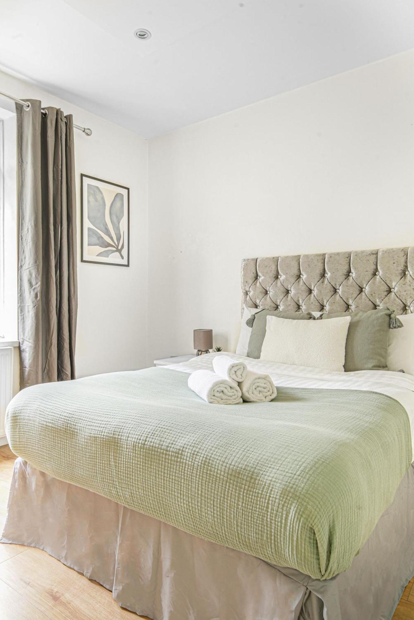 Paddington - 2Br With Balcony - Cityapartmentstay London Exterior foto